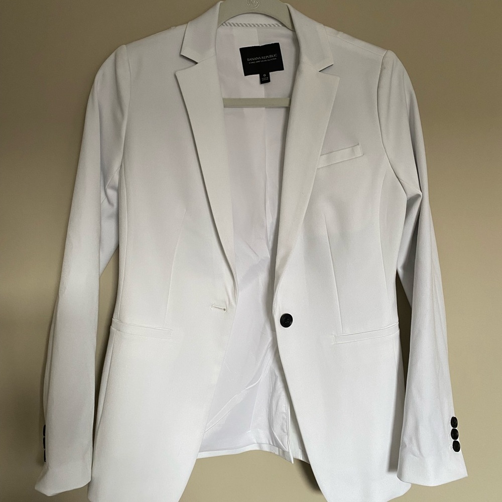 Banana Republic White Blazer